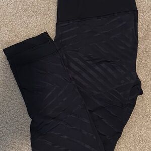 lululemon athletica Hot Like Aligns Crop